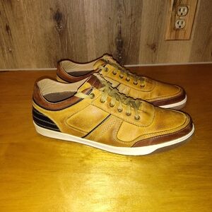 Steve Madden Leather Tennis Shoe